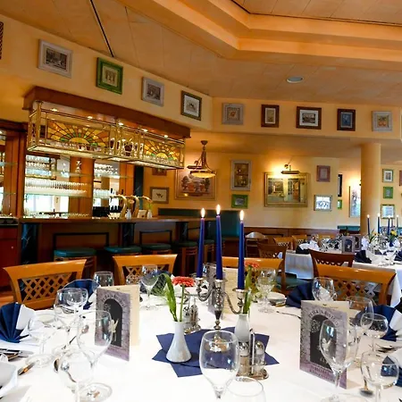 Ringhotel Kloevensteen 4*