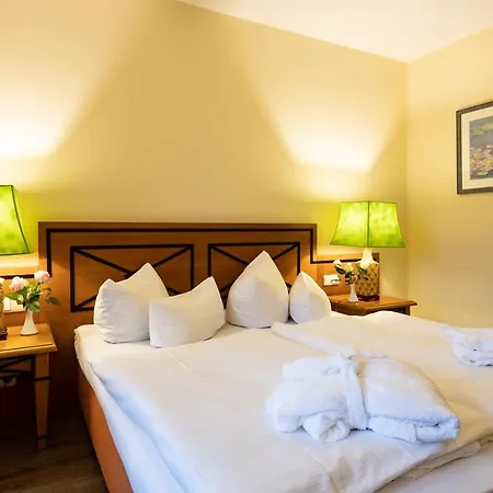 Ringhotel Kloevensteen 4*