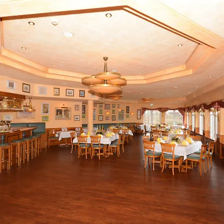 Ringhotel Kloevensteen Ξενοδοχείο 4*
