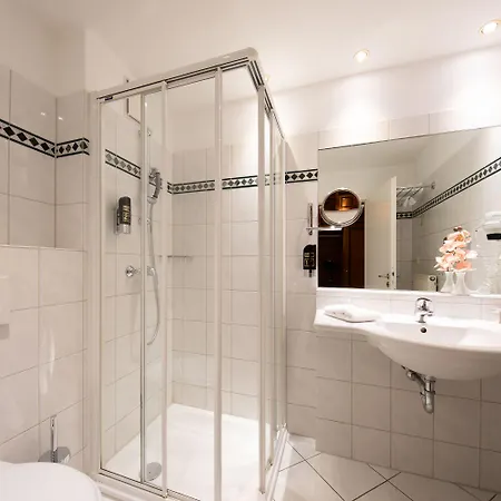 Ξενοδοχείο Ringhotel Kloevensteen 4*