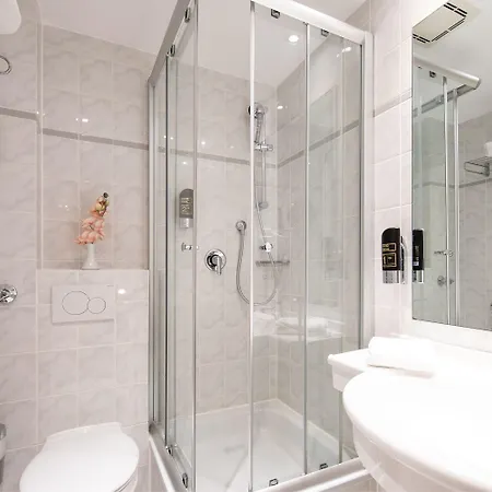 Ξενοδοχείο Ringhotel Kloevensteen 4*